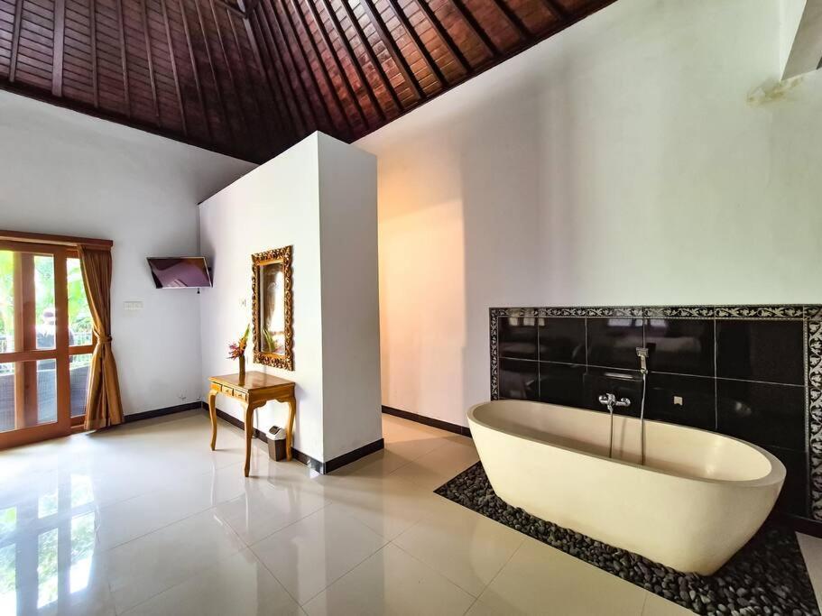 Villa The Sempuana à Denpasar Extérieur photo